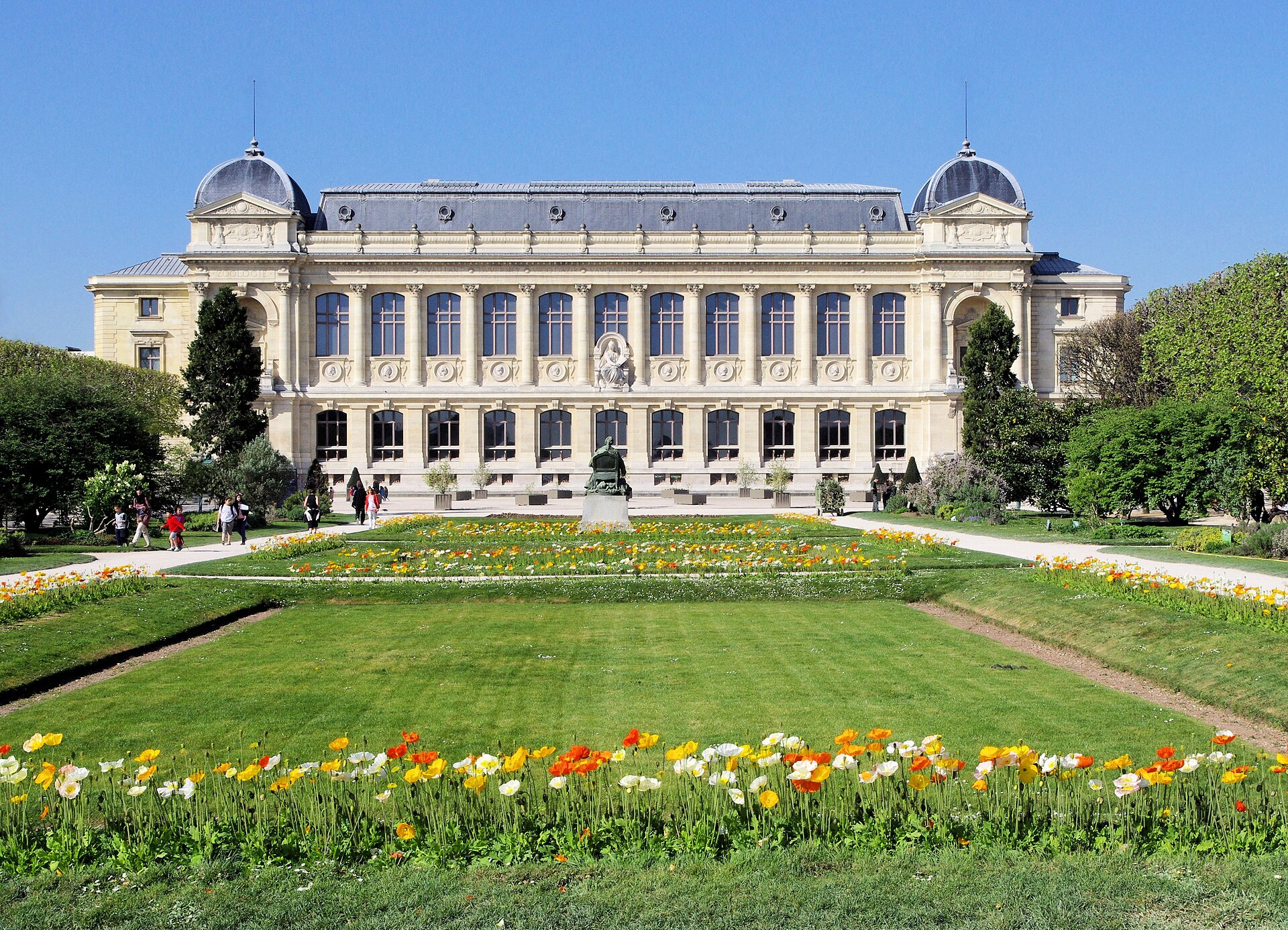 Façade of the grande galerie de l'Évolution (Gallery of Evolution), which is a zoology museum building belonging to the French National Muse